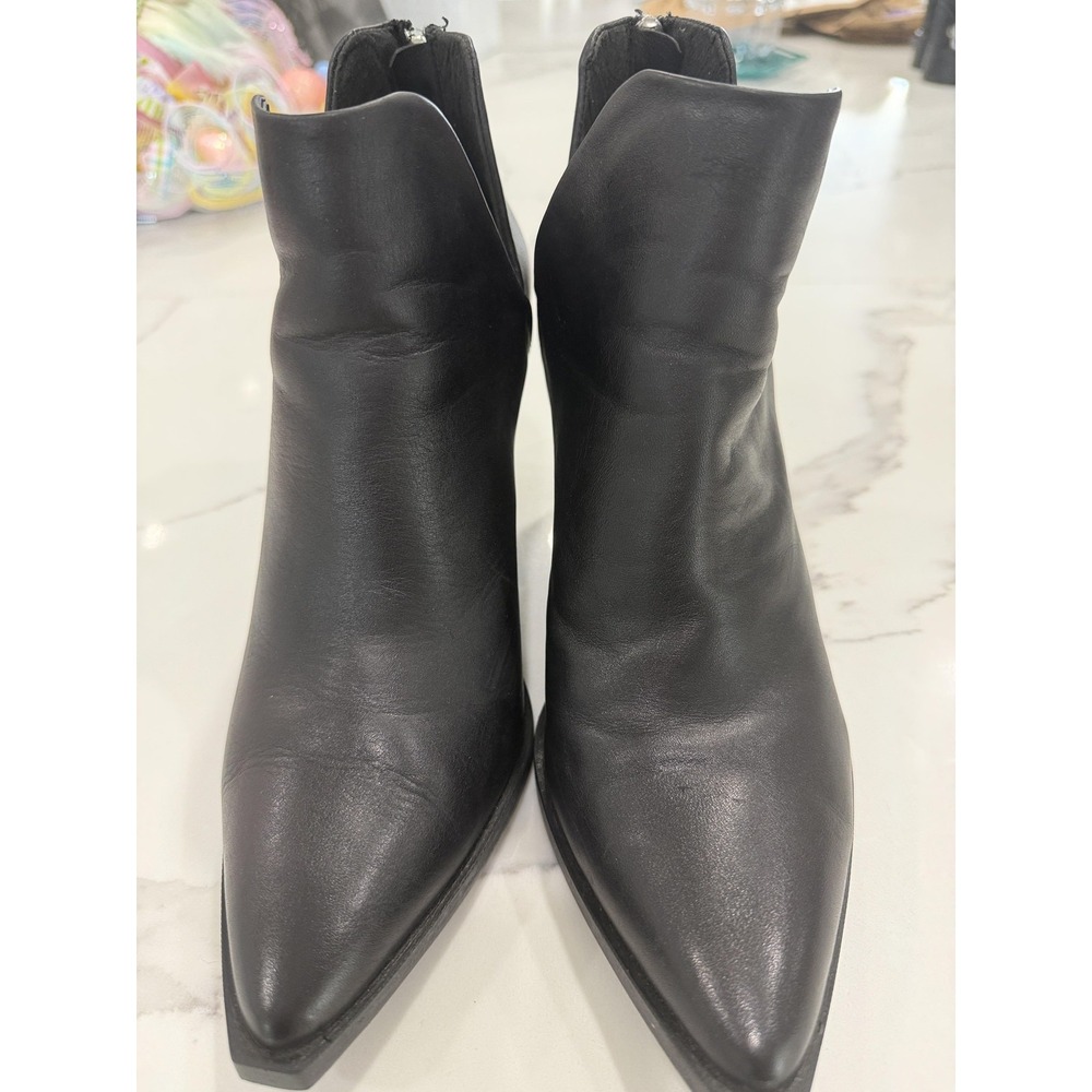 Steve Madden Boots Womens Size 10 Black Leather Alyse Ankle Zip Pointed Toe